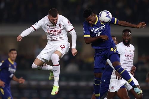 Milán vs Verona