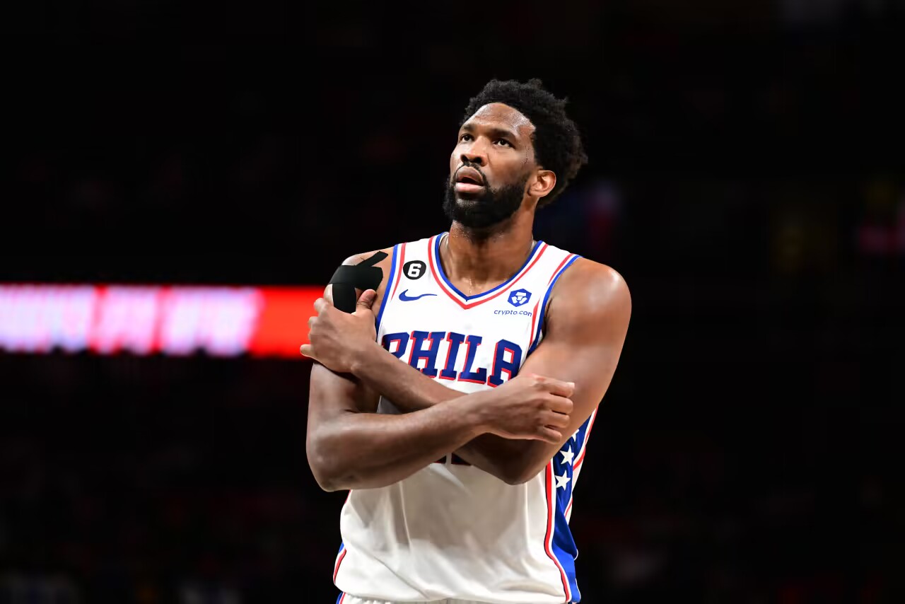 ¡En el primer juego anotó 1 de 9 y solo 4 puntos! Enfermera: Embiid se limitará a unos 20 minutos hoy