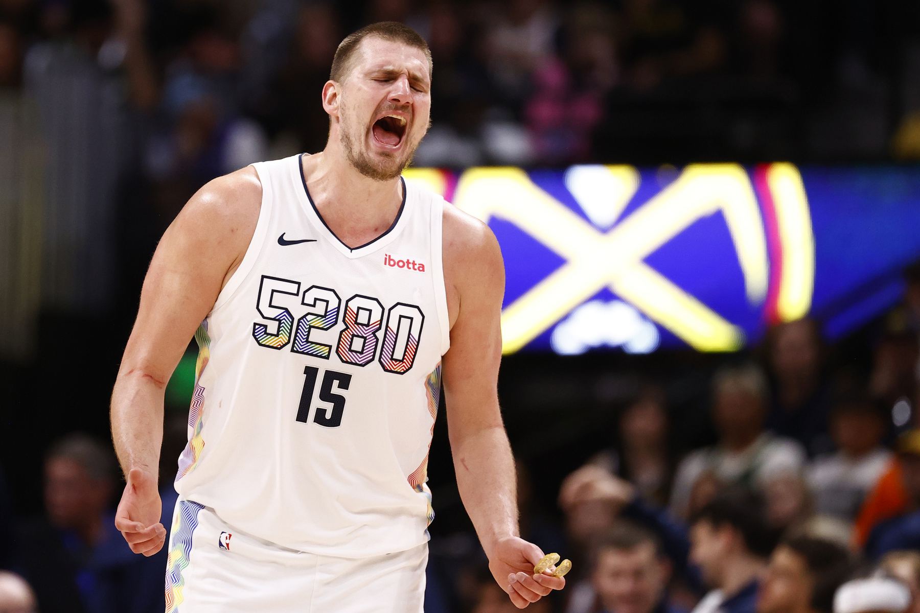 Jokic anotó más de 50 puntos en un solo partido por cuarta vez en su carrera, superando al famoso O'Neal.